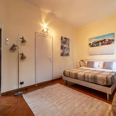 Piazza Navona Penthouse 公寓 *