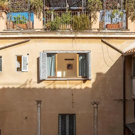 Apartment Piazza Navona Penthouse