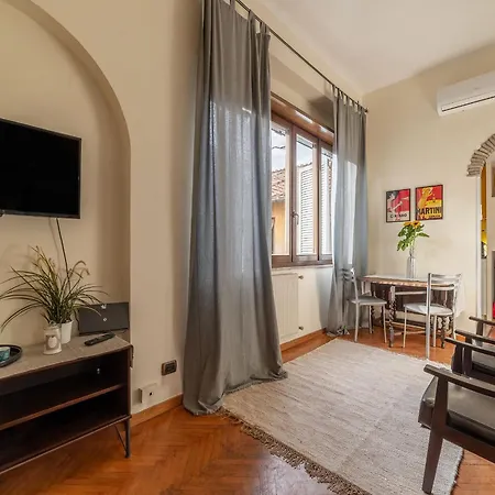 Piazza Navona Penthouse