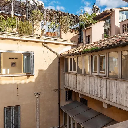 Apartment Piazza Navona Penthouse Rom